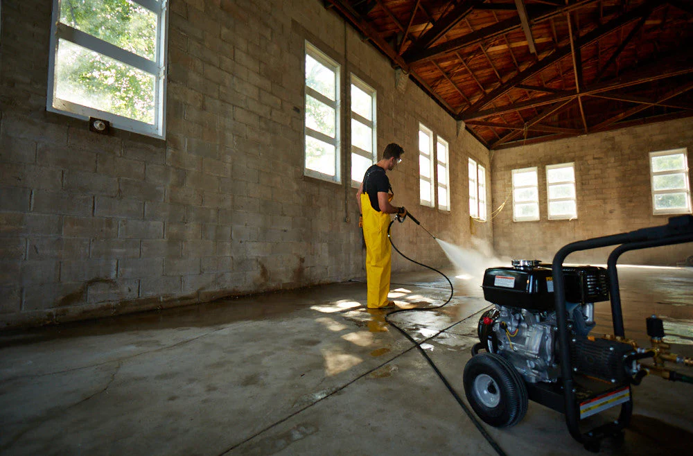 Mobile Pressure Washing (Hot/Cold)